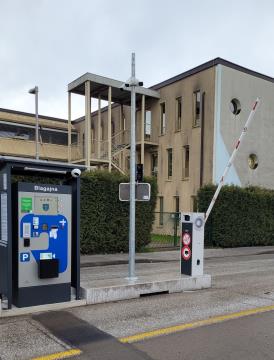 Blagajna na tržnem prostoru